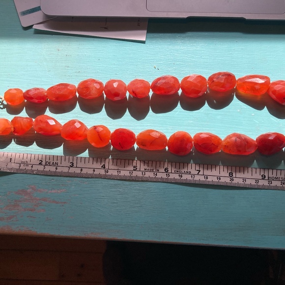 Elegant Red Beaded Necklace - Picture 7 of 8